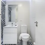 Apartman Vibrant Host - Heroismo's Metro *