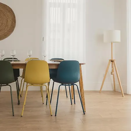 Apartament Vibrant Host - Heroismo's Metro *