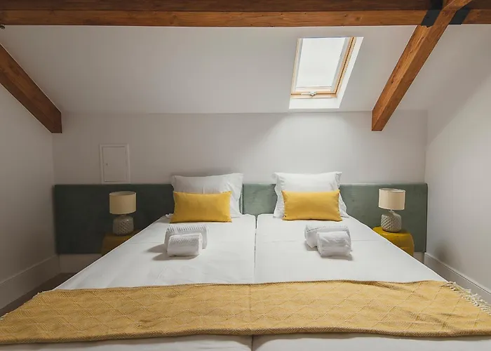 Vibrant Host - Heroismo's Metro *