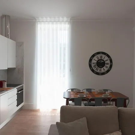 Vibrant Host Solutions - Heroismo's Metro Lejlighed *