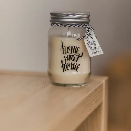 Daire Vibrant Host - Heroismo's Metro *