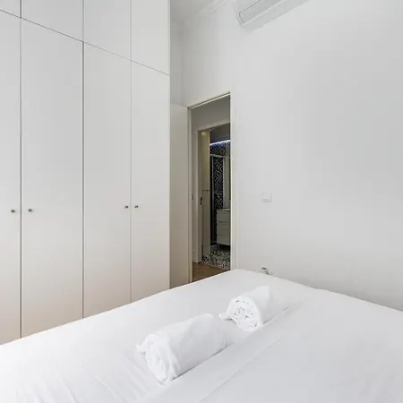 Daire Vibrant Host - Heroismo's Metro Porto