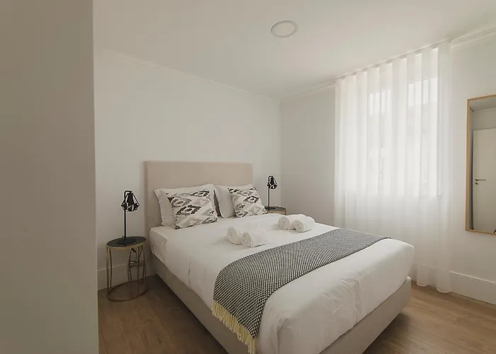 Appartement Vibrant Host Solutions - Heroismo's Metro Oporto