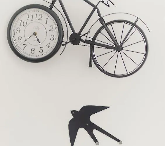 Vibrant Host Solutions - Heroismo's Metro